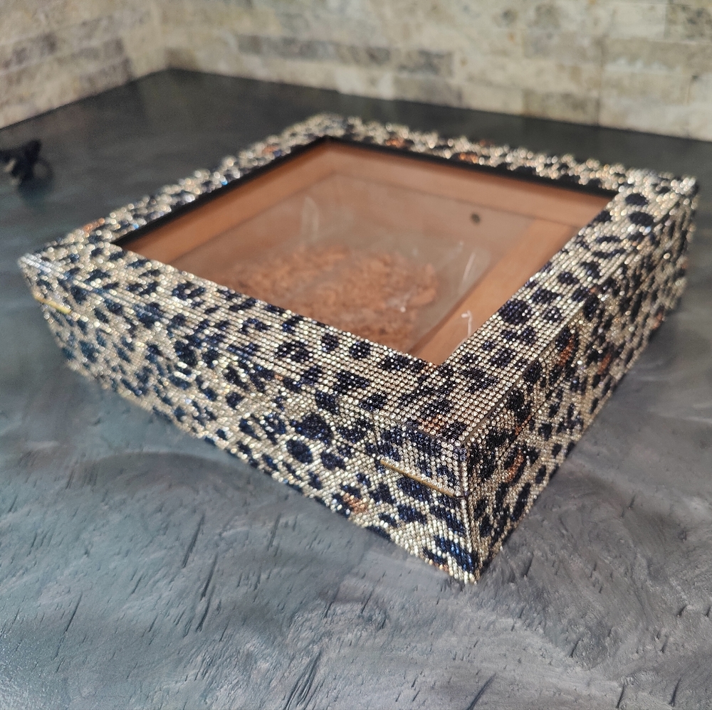 Fierce Cigar Humidor Box with Humidifier - Picture 6 of 11